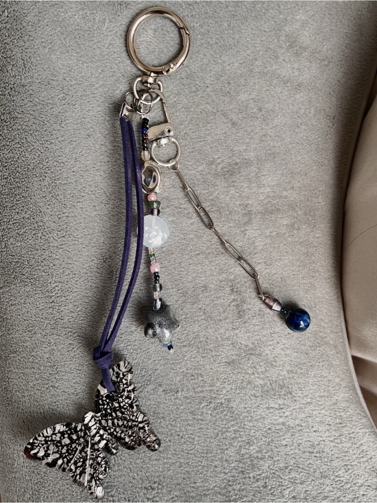 Keepsake Bureau Jewelry - Navy Butterfly Bag Charm Keychain